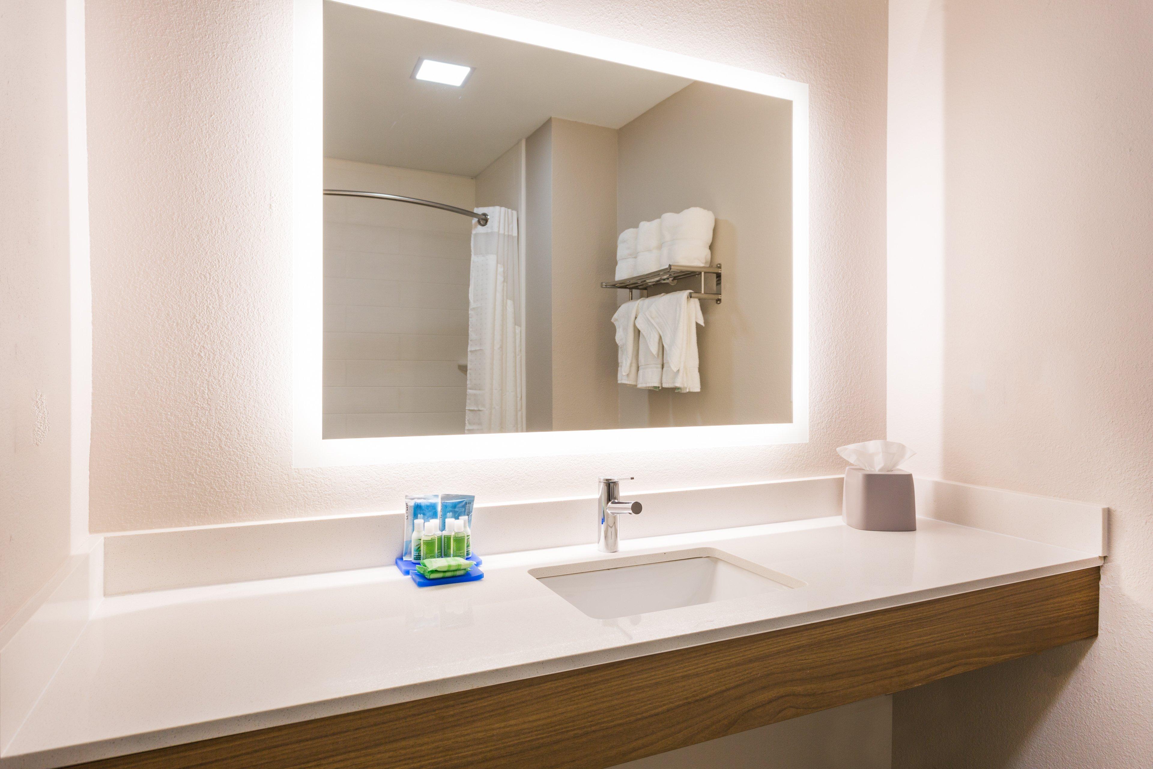 Holiday Inn Express - Plymouth By Ihg Eksteriør billede