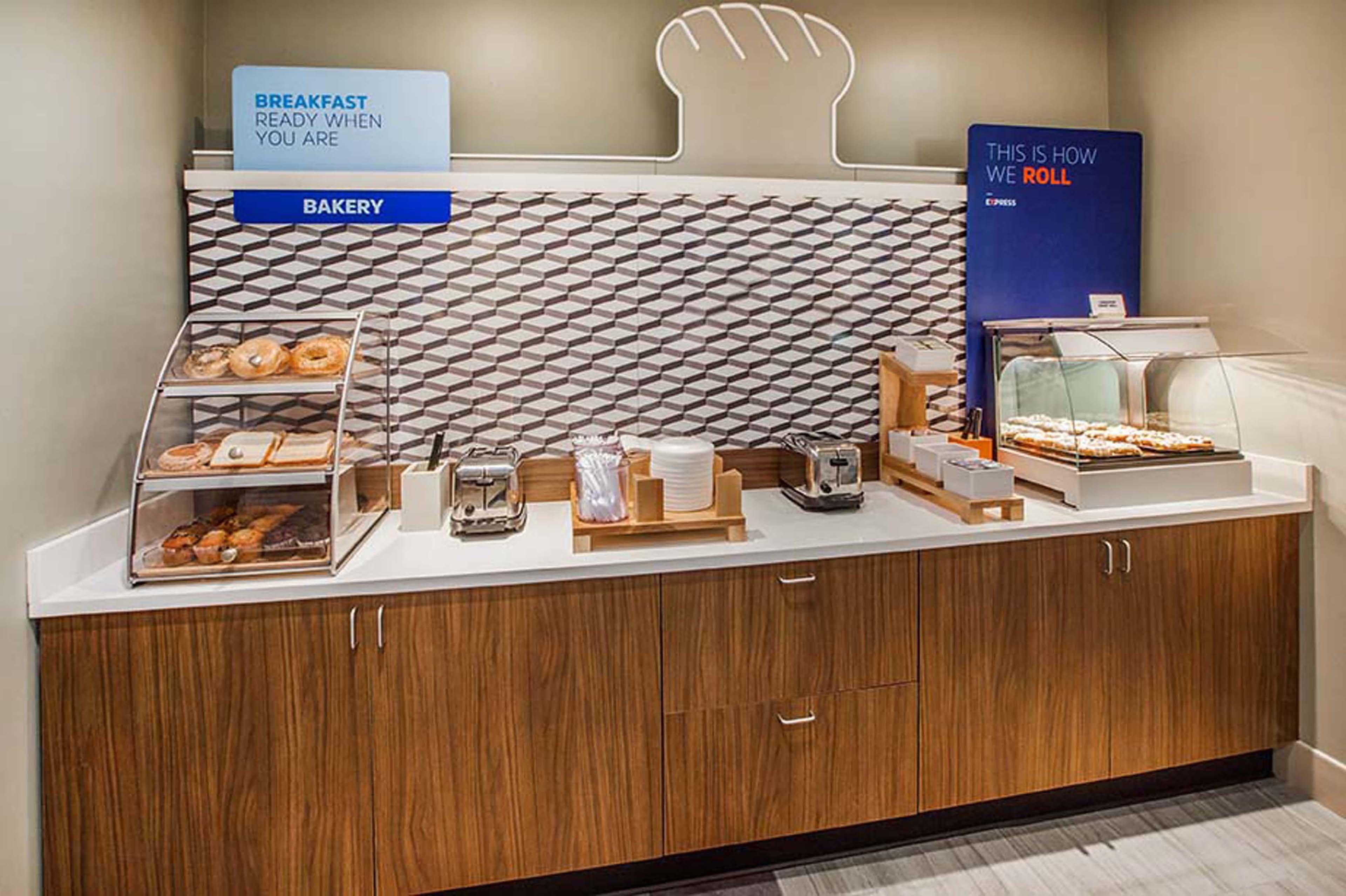 Holiday Inn Express - Plymouth By Ihg Eksteriør billede