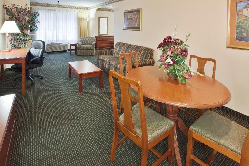Holiday Inn Express - Plymouth By Ihg Eksteriør billede